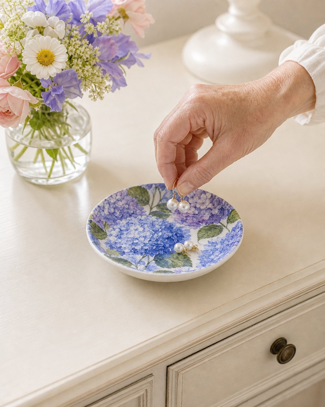 Hydrangea Blue Trinket Dish, image 5